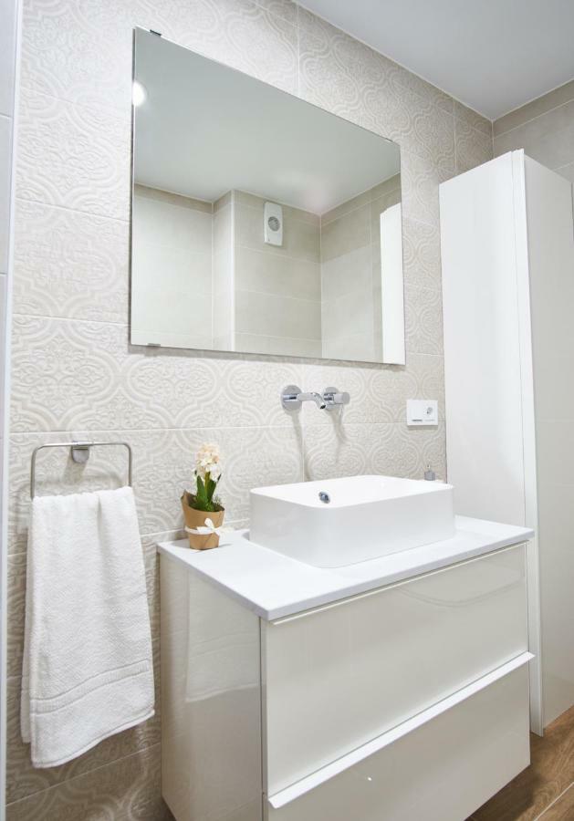סביליה Arjona Riverside Central Deluxe By Valcambre מראה חיצוני תמונה